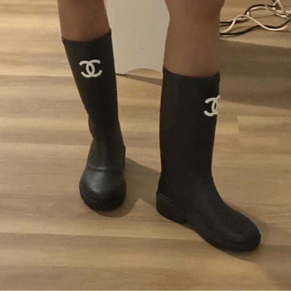 Chanel rain boots rubber - Picture 5 of 7